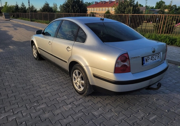 Volkswagen Passat cena 7950 przebieg: 165450, rok produkcji 2003 z Płock małe 67